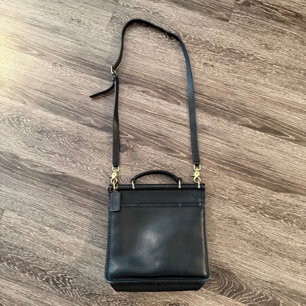 Coach Vintage Willis F13-9927 Leather Bag